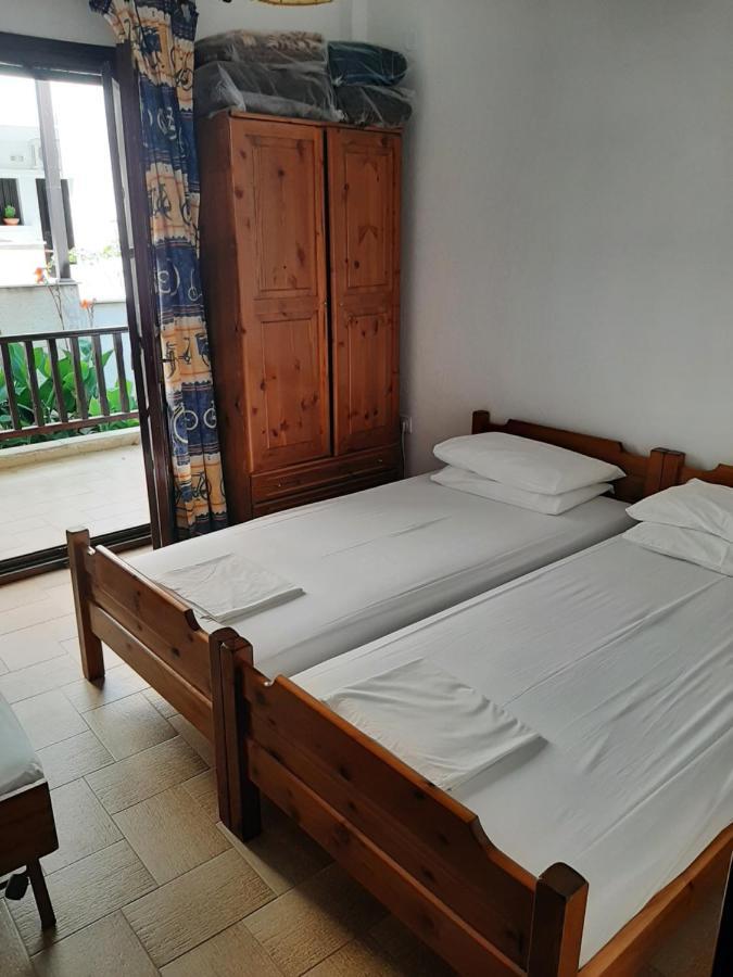 House Kosmas On The Beach Сарті Екстер'єр фото