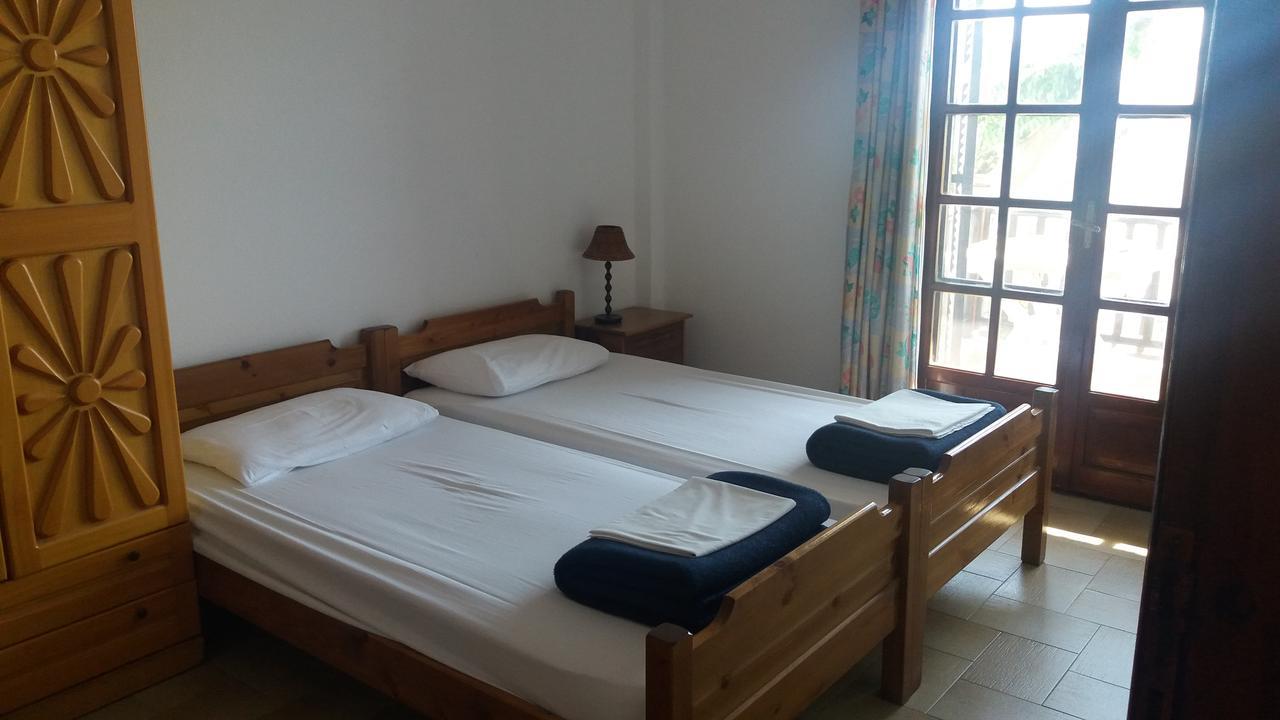 House Kosmas On The Beach Сарті Екстер'єр фото