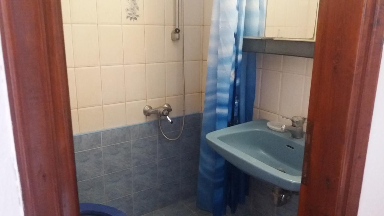 House Kosmas On The Beach Сарті Екстер'єр фото
